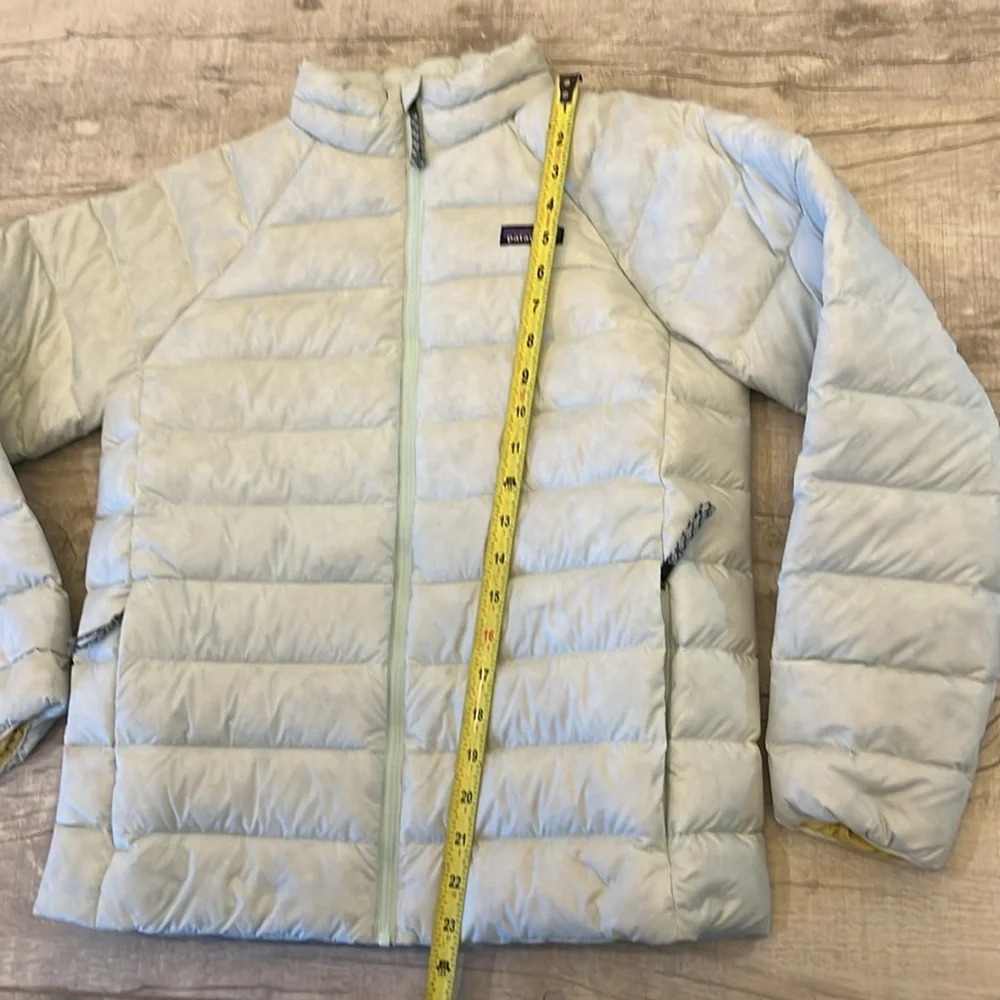 Patagonia girls down
